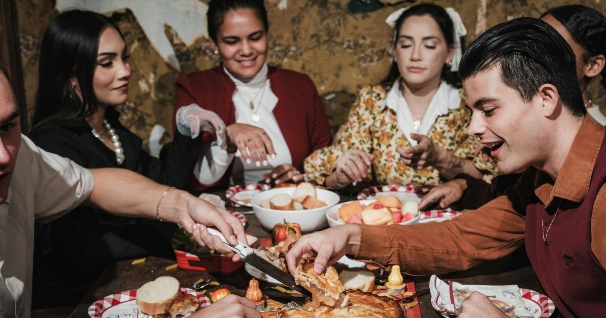 Thriving Through Thanksgiving with ADHD + Coping Strategies for the Holiday