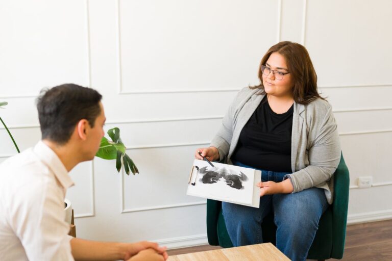 Hiring Licensed or Associate Clinical Psychologist - Growing Minds Mental Health Services